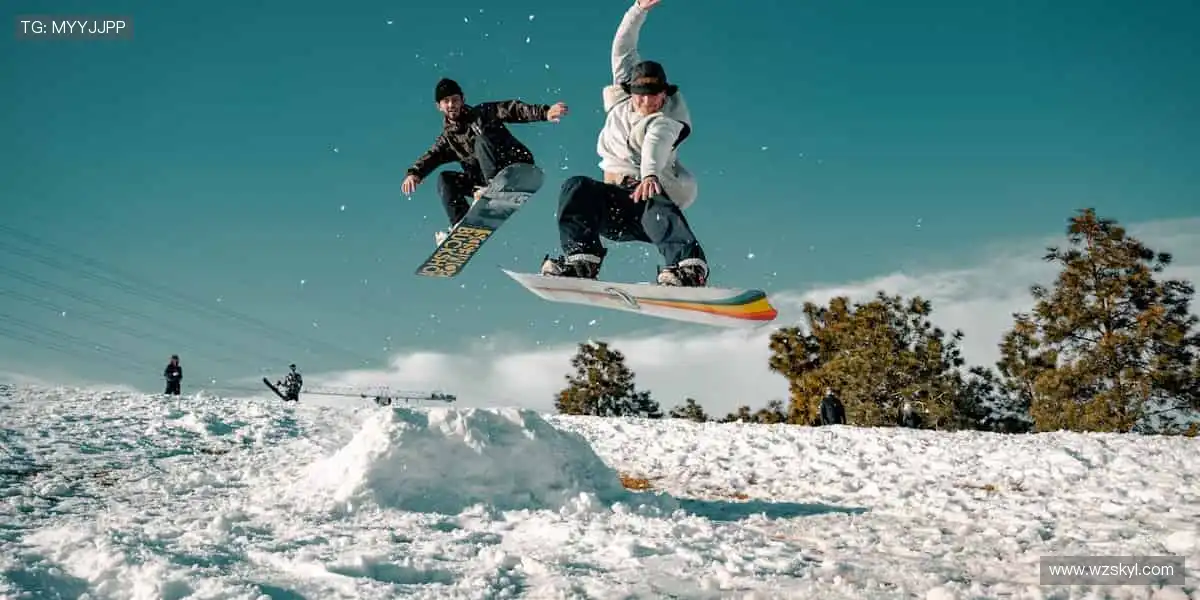 把热爱穿在身上，让每一件周边都成为你的骄傲！👕